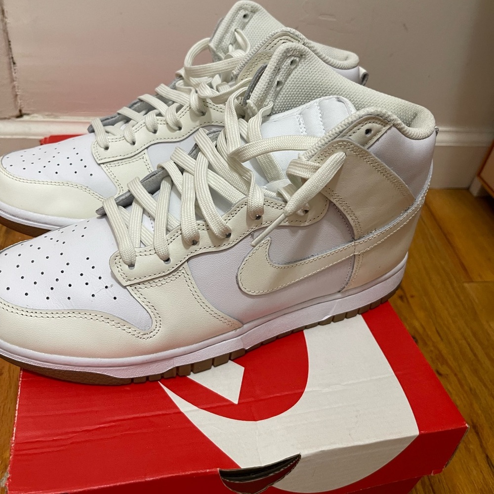 White Nike High Top Dunks - Picture 5 of 8
